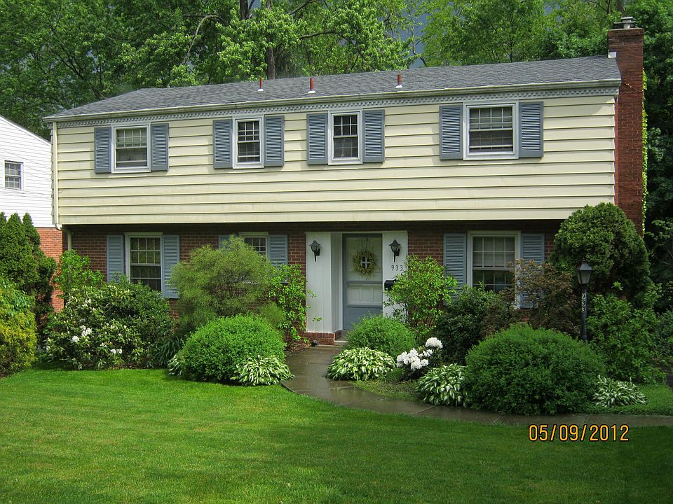 Front of house with level entry