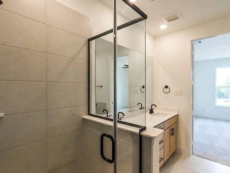 14541 Durant Ln — Photo 8