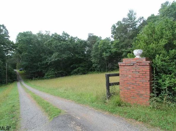 365 Miller School Rd, Charlottesville, VA 22903