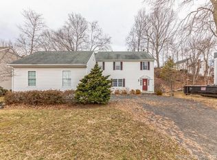 4 Cherry Hill Cir, Monroe, CT 06468