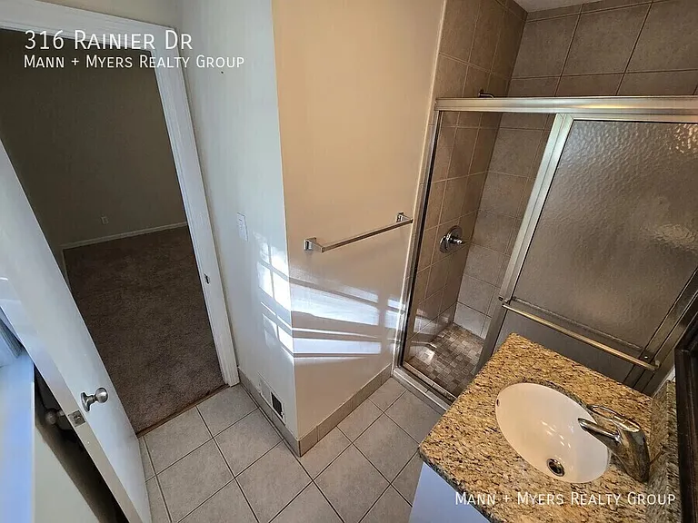 316 Rainier Dr — Photo 31