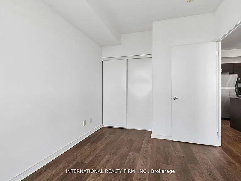 3391 Bloor St W #1011 — Photo 20