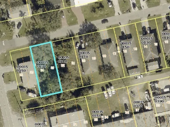 13005 1st St, Fort Myers, FL 33905