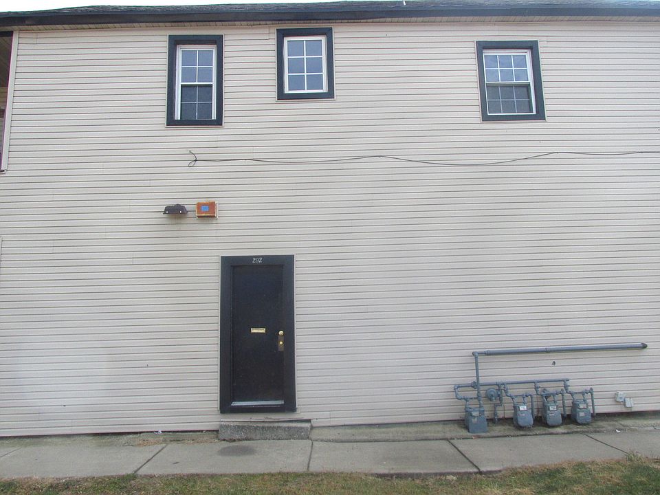 1st image of 292 S 4th Ave Unit 1
