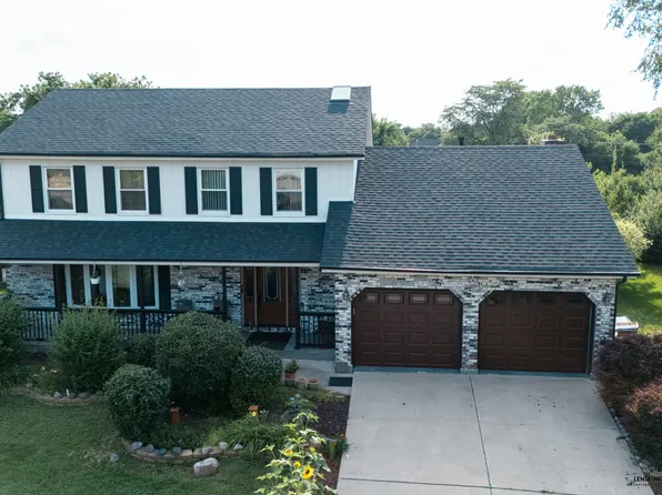 10S168 Oneill Dr, Burr Ridge, IL 60527
