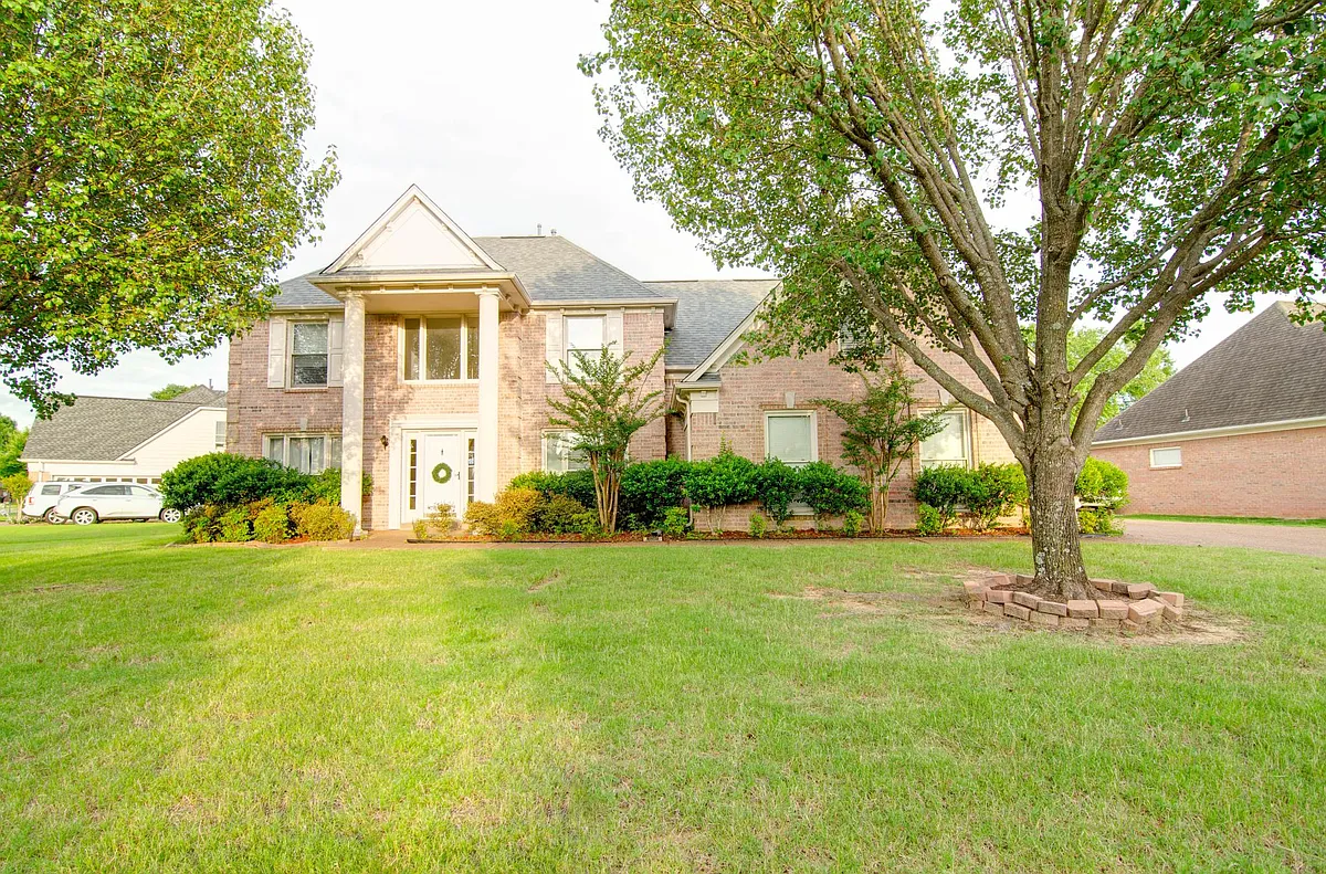 Building Photo - 1330 Riding Brook Dr