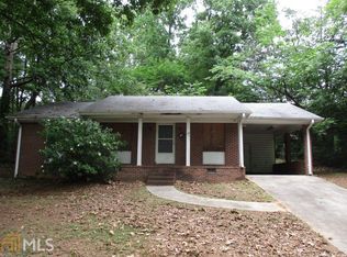 438 Barton Dr, Forest Park, GA 30297