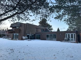 17 Fairway Heights Cres, Markham, ON L3T 1K1