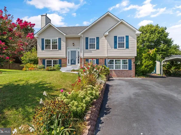 5764 Ralston Ct, Woodbridge, VA 22193