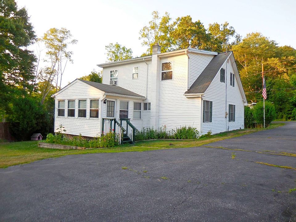 1st image of 220 Lake Shore Dr