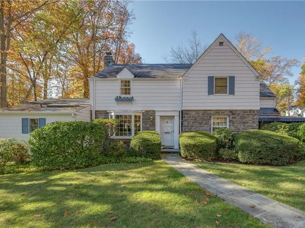 89 Valley Stream Road E, Larchmont, NY 10538