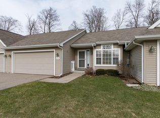 6104 Peregrine Trl, Kalamazoo, MI 49009