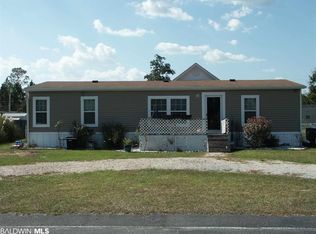 1985 Ridgewood Dr, Lillian, AL 36549