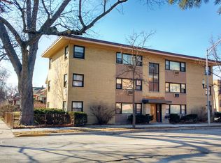 2 Le Moyne Pkwy APT 1S, Oak Park, IL 60302
