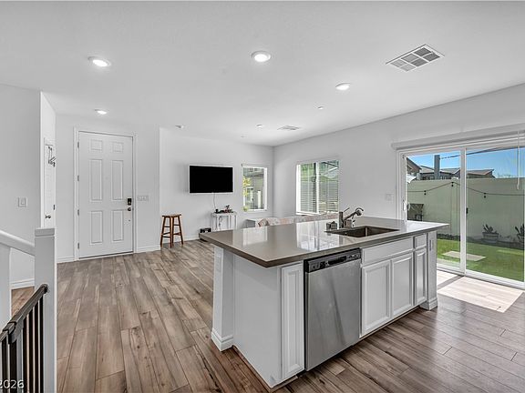 3rd image of 7222 N Decatur Blvd #5