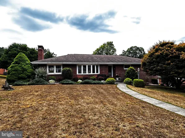 312 Likens St, Westernport, MD 21562