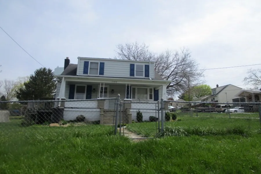 1102 2nd Ave photo 1