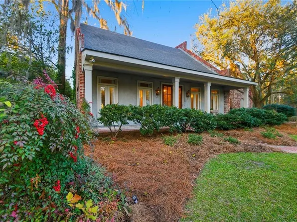 52 Magnolia Ridge Dr, Madisonville, LA 70447