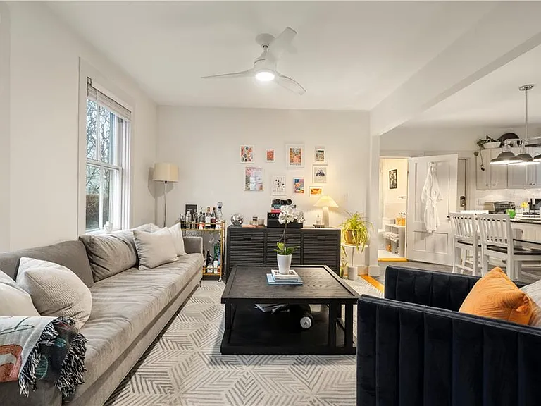 33 Marsh St — Photo 4