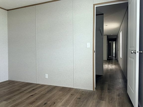 5th image of 36 Braxton Ln #36