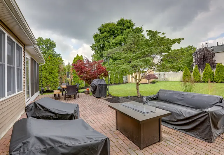 151 Rambling Rd — Photo 34