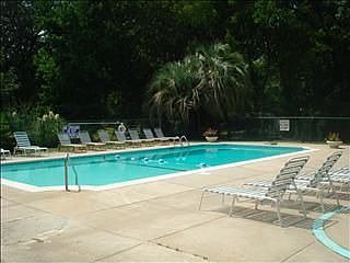 Complex pool