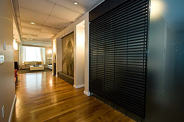 Sold by R New York | media 11