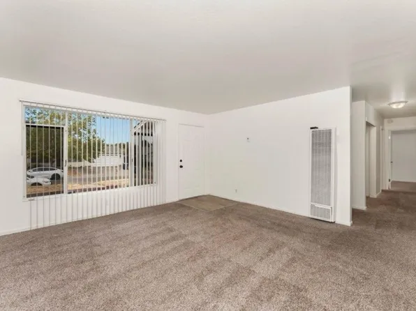 6405 Tahoe Dr, Atlanta, GA 30349