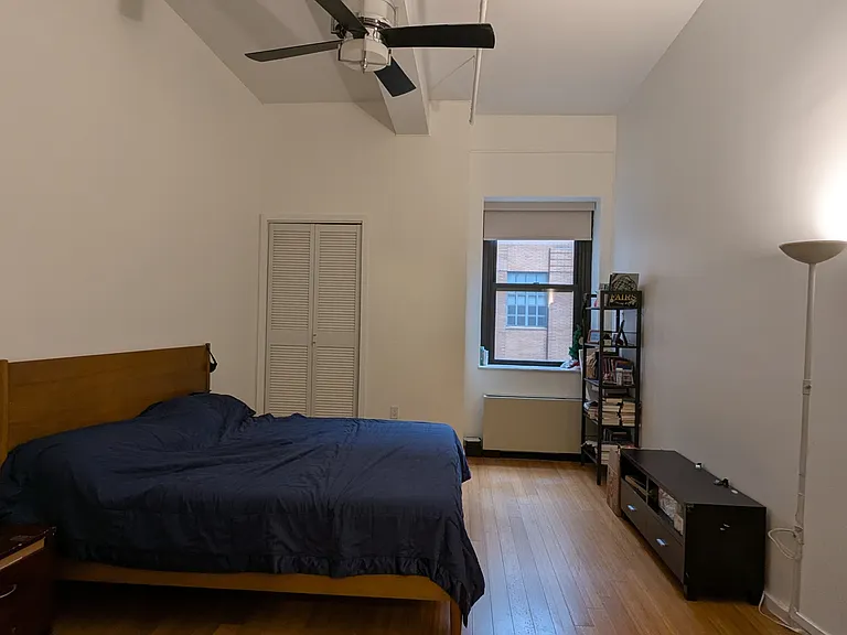 365 Bridge St #9P — Photo 4