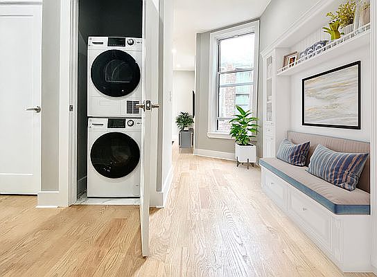 5th image of 312 E 116th St #2E