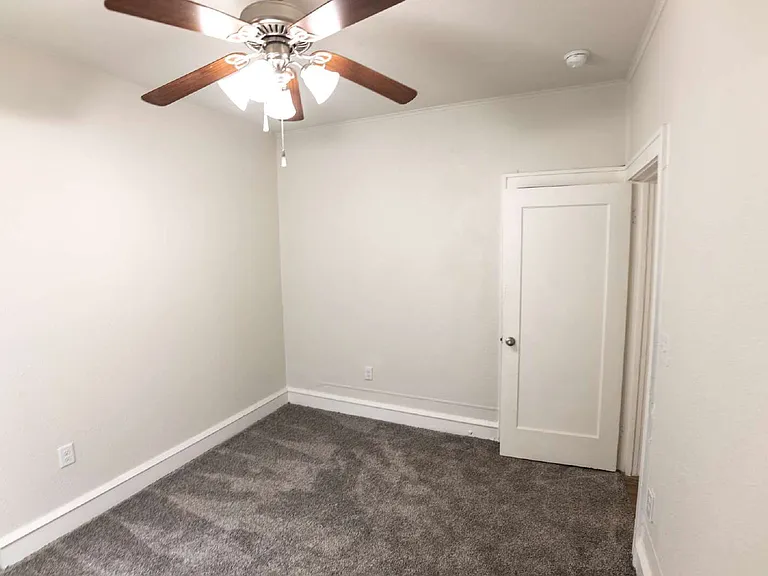 1525 Proctor Ave — Photo 5