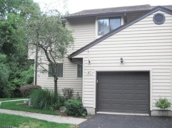 47 Cardinal Ln #C047, Newton, NJ 07860