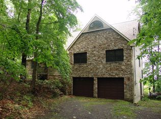 576 E Alpine Dr, Terra Alta, WV 26764