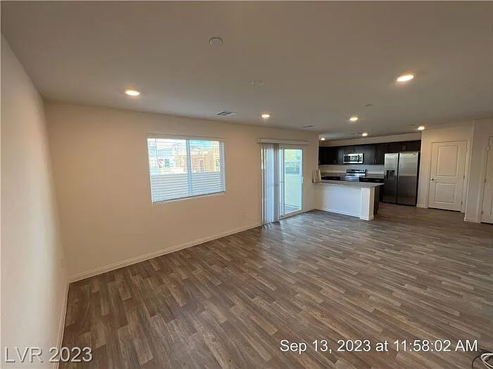 2750 Frosted Teal Ave — Photo 4