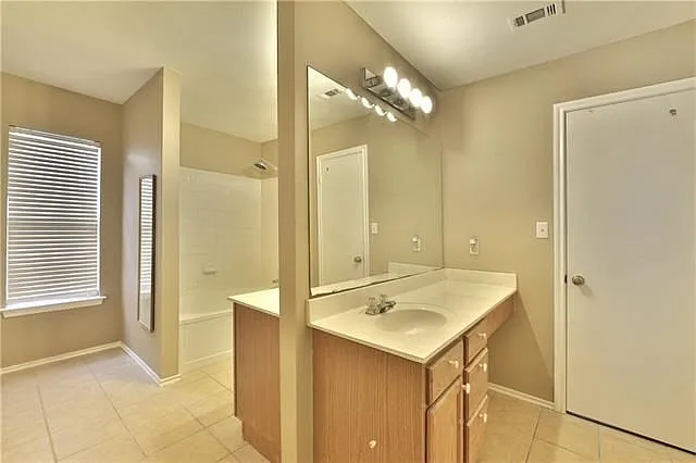 505 Catumet Dr — Photo 15