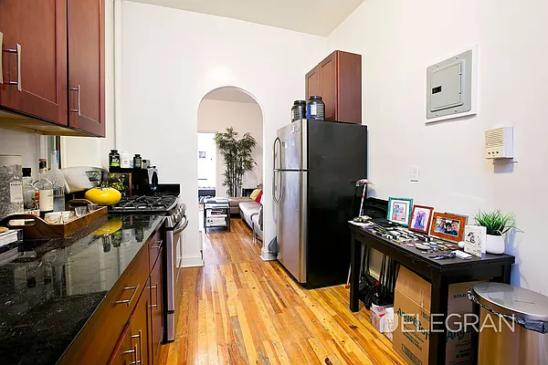 Rented by (Legacy) Elegran | media 9