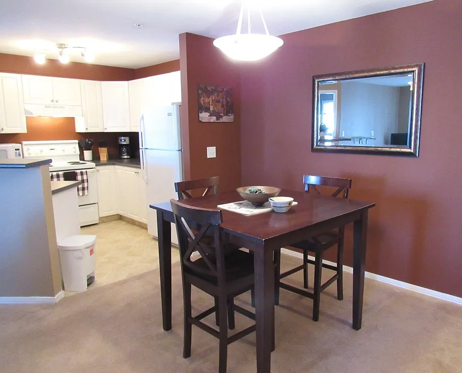 2 bed, 1000 sqft, $2,695 — Photo 3