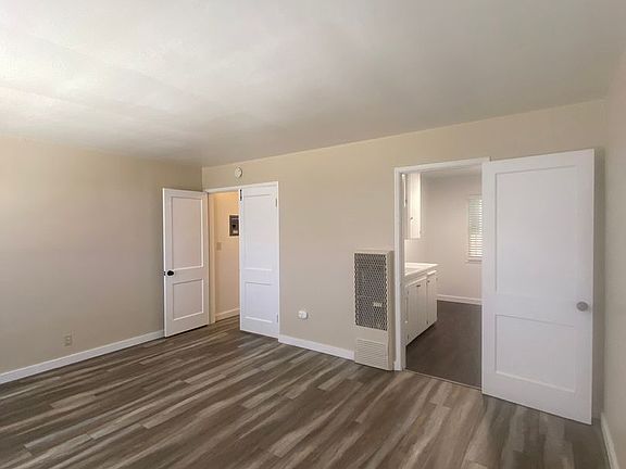 2nd image of 637 E 8th St APT 5