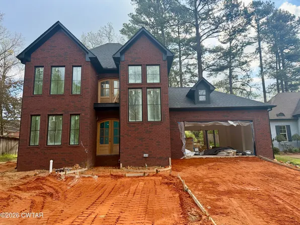 12 Oakmont Woods Dr, Jackson, TN 38305