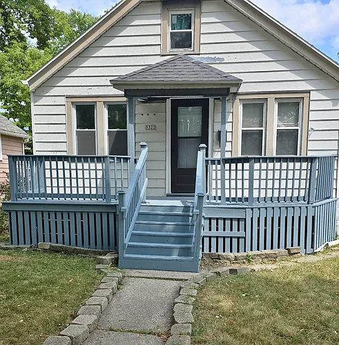 5322 N 47th St Photo 1