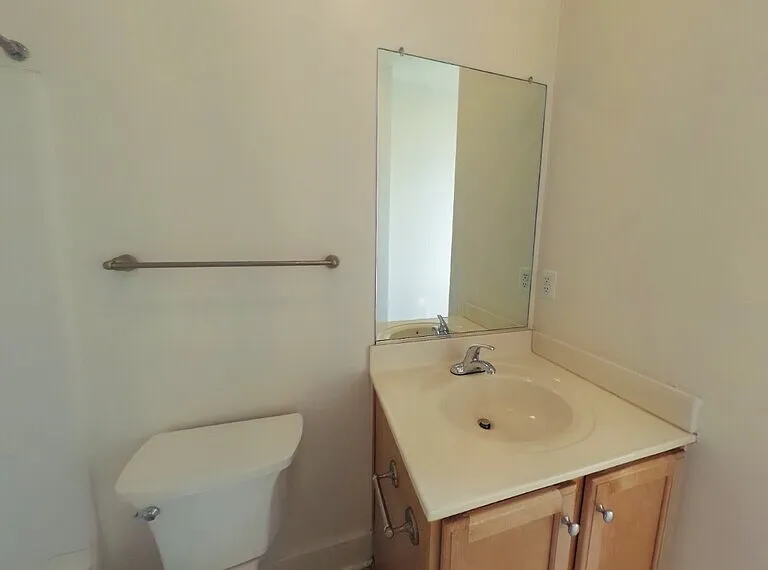 301 Goshen St #1A — Photo 4