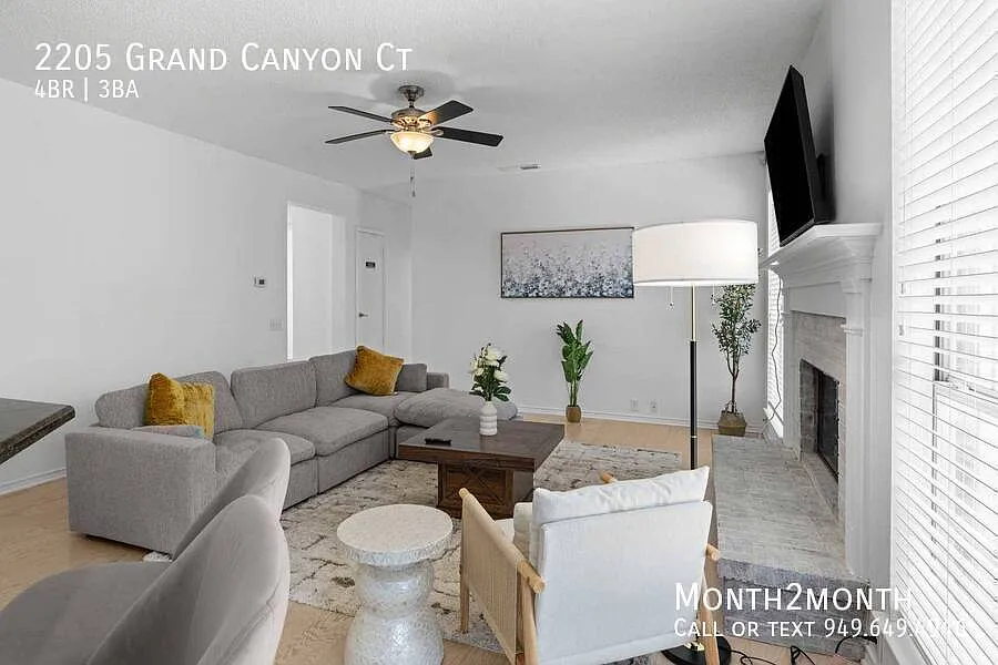 2205 Grand Canyon Ct