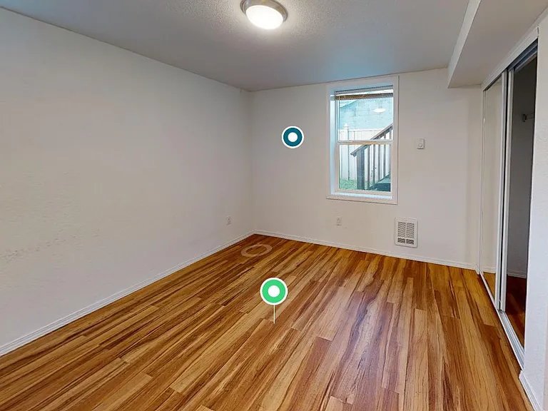 2808 E Spring St — Photo 9