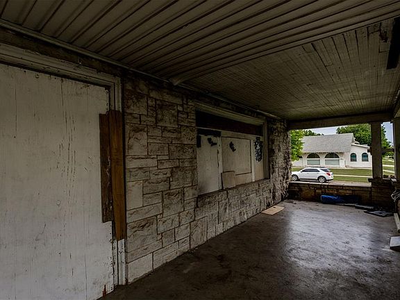 5th image of 3125 N McKinley Ave