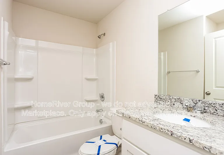 413 Jameson St — Photo 17