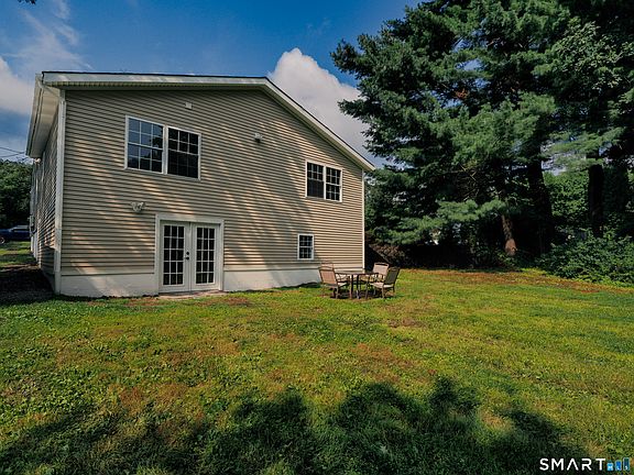 3rd image of 78 Venice Avenue