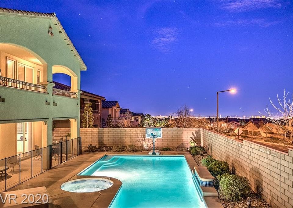 1st image of 12139 Kite Hill Ln