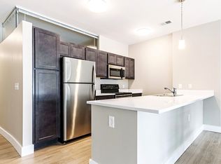 515 E Market St APT 404, Indianapolis, IN 46204