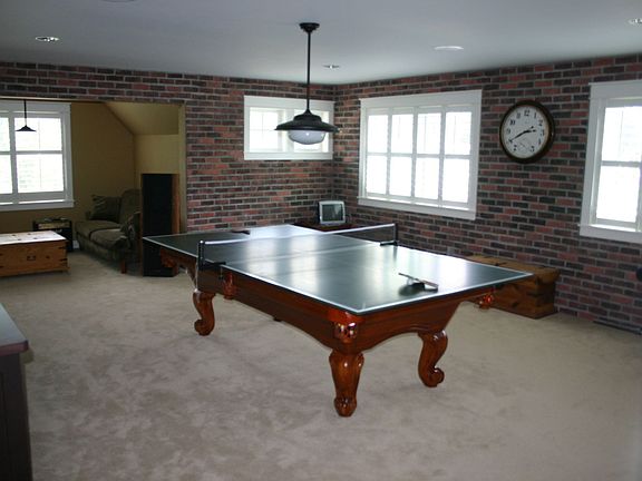 Large Bonus Room