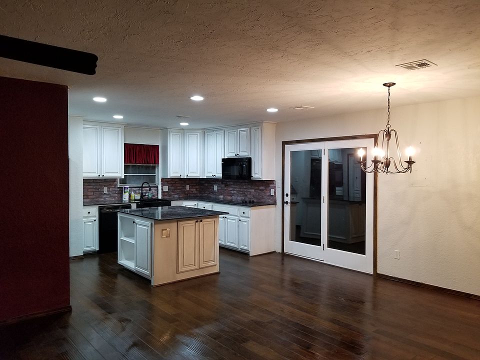 1st image of 501 Coronado Ave